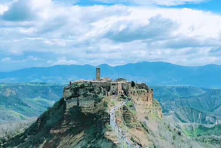 基尼亚卢旺达语翻译