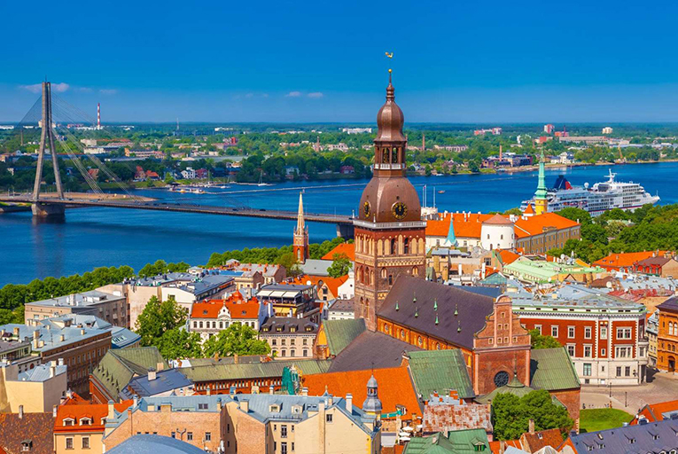 拉脱维亚语翻译